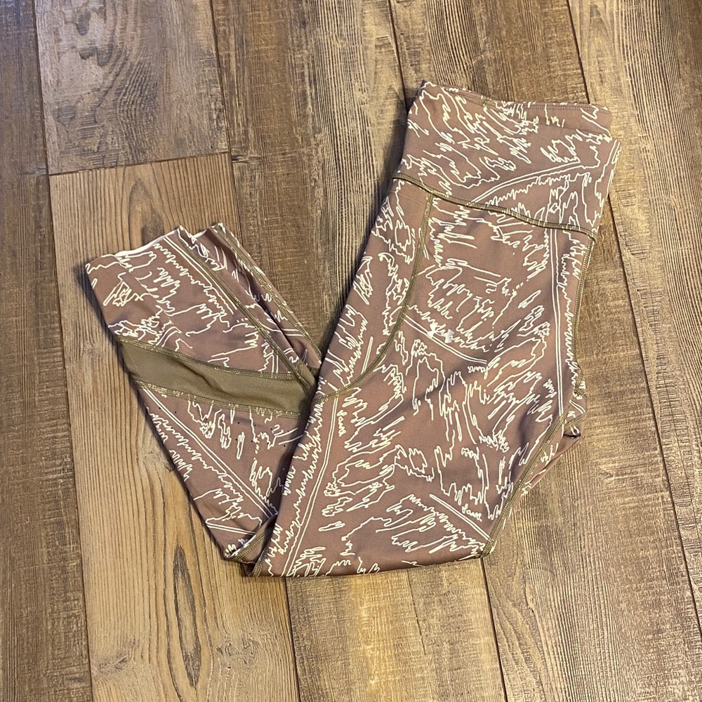 Under Armour Brown and White Patterned Leggings
